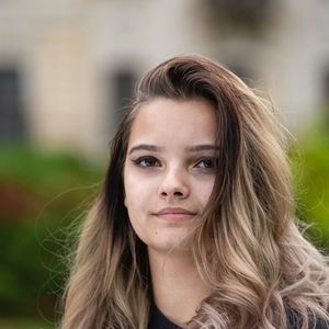 Meet your Posher, Lindsey